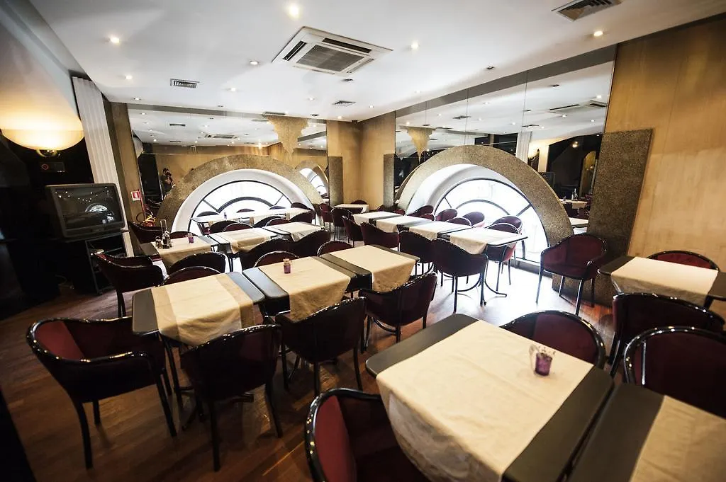 Florian Rooms Guest House Rome