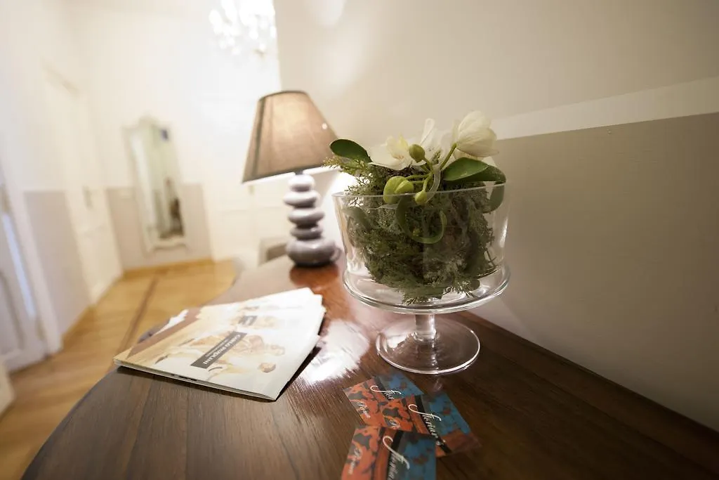Florian Rooms Guest House Rome 5*,  Italy